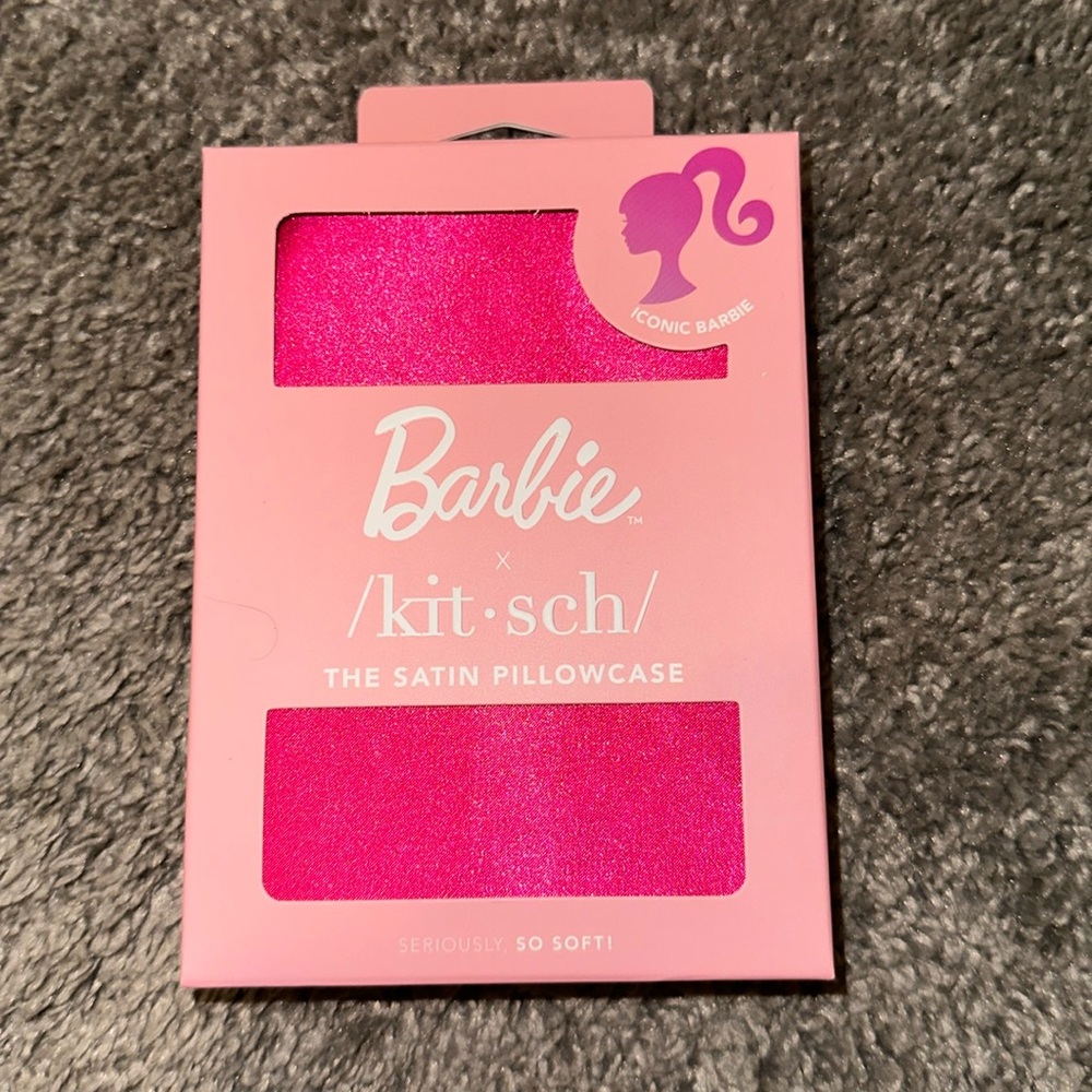 Kitsch Barbie Pink satin standard pillowcase